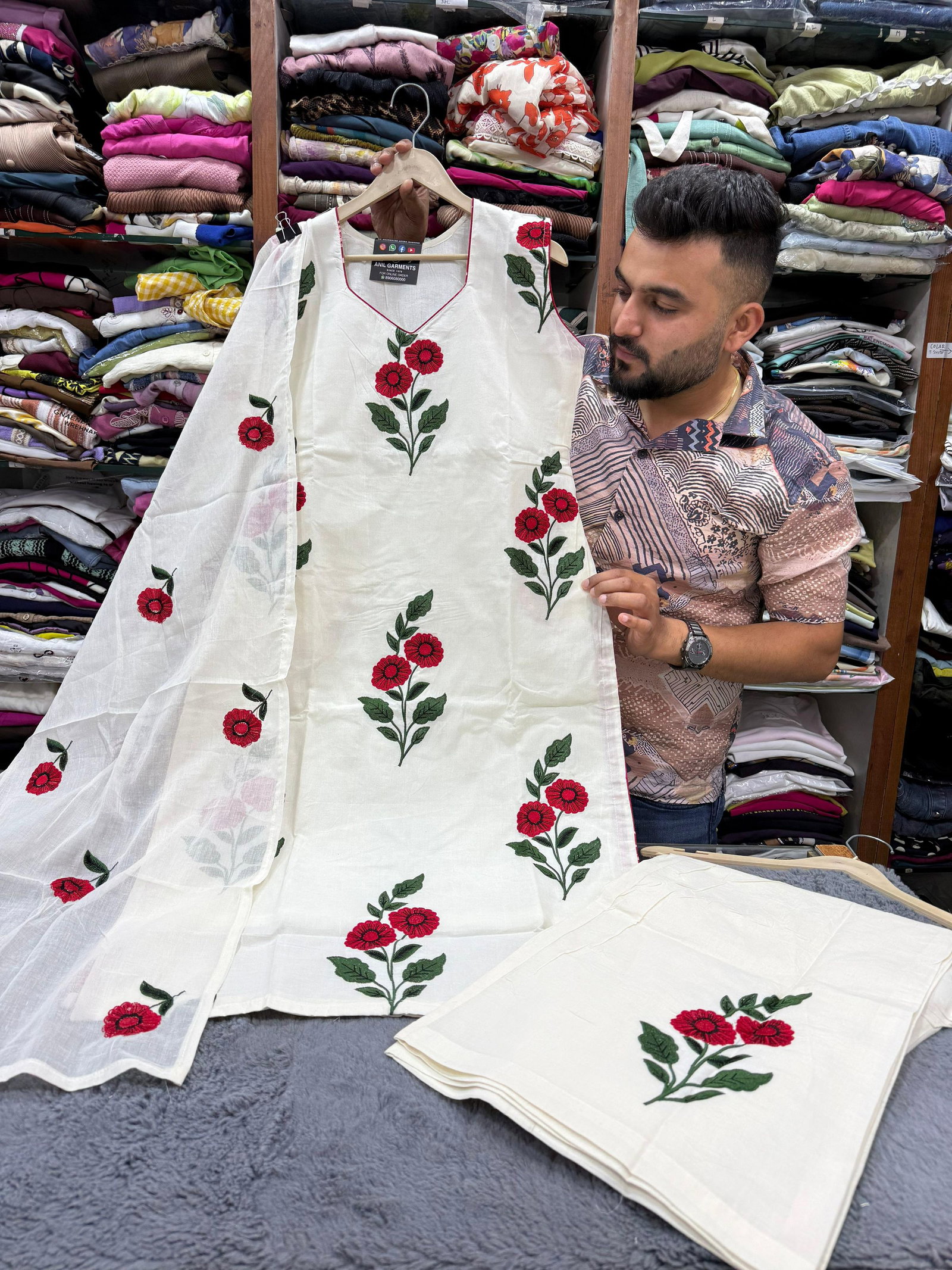 Flower Favourite Threadwork Kurti Set  